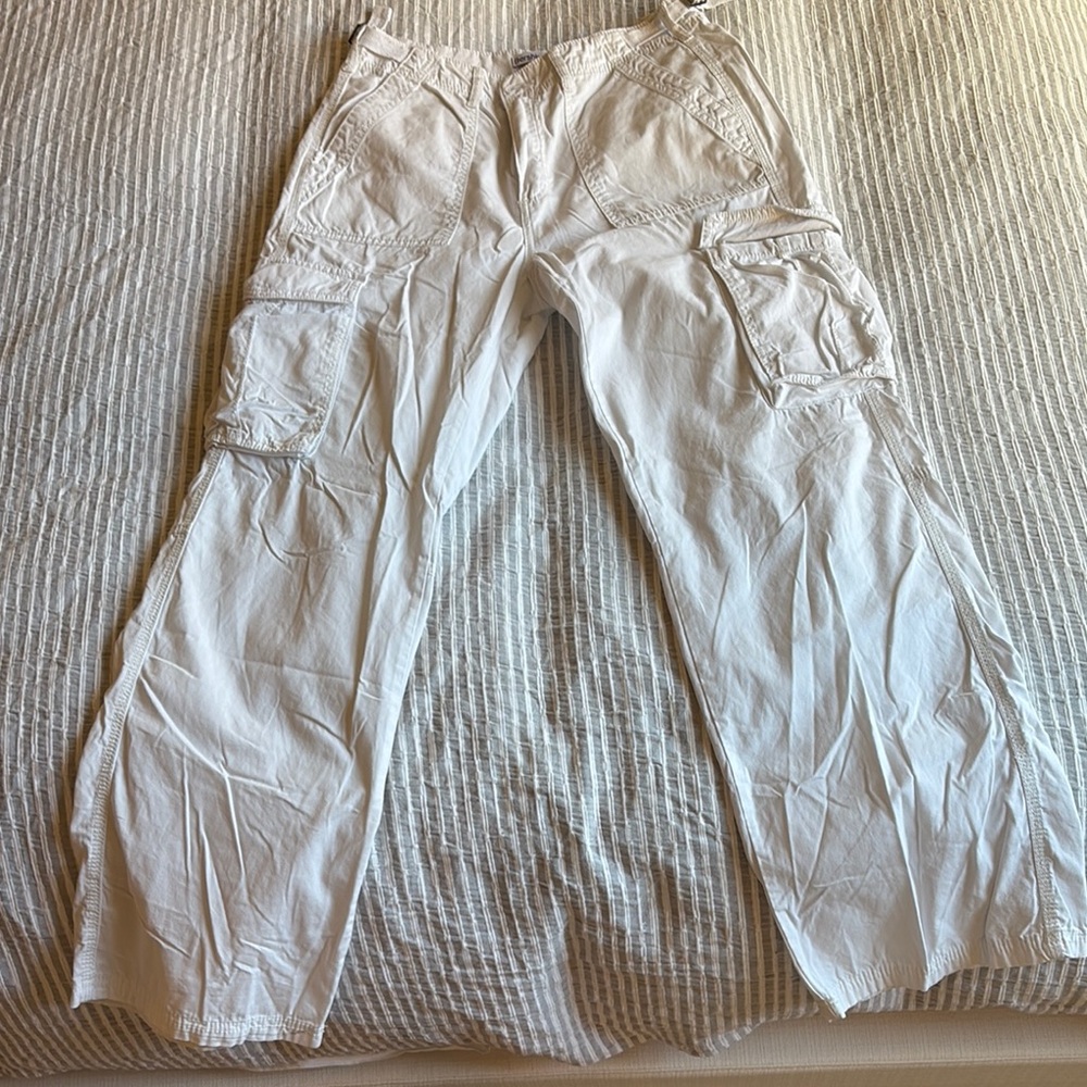 White Bershka Cargo Pants